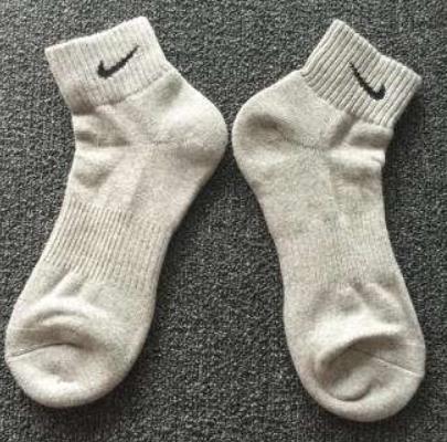 耐克襪子加盟費(fèi)多少錢(qián) 費(fèi)用 好嗎 開(kāi)店多少錢(qián)